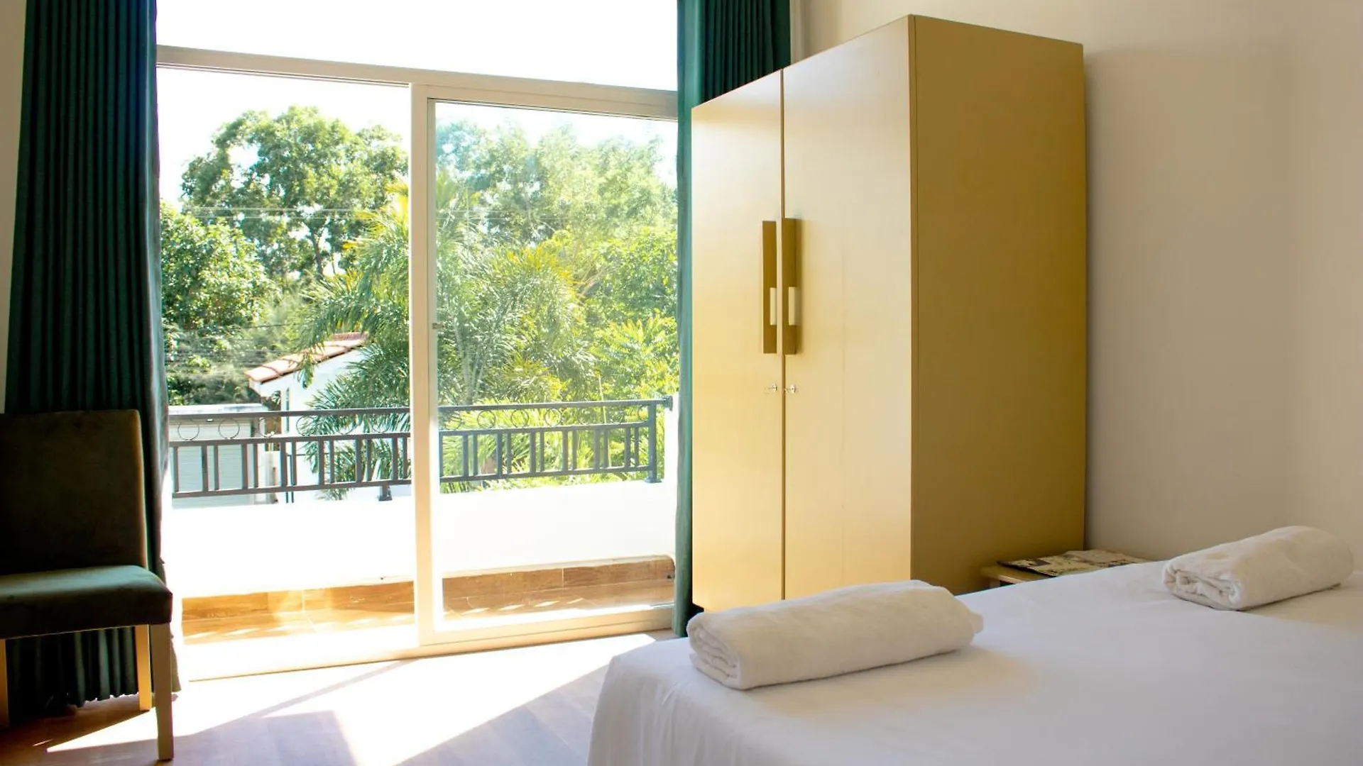 Seaside Luxury Apartments Negombo 0*,
